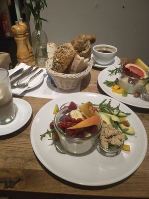 Vegan breakfast and coffee with soy milk at Menami in Bochum