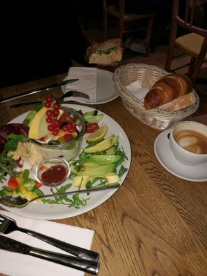 Vegan breakfast at Menami in Bochum