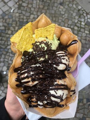 Vegan Tonka Bubble Waffle with Nacho Libre (Guacamole) ice cream, macadamia brittle and banana brownie ice cream with chocolate sauce and sprinkles😍 at Katchi Ice Cream - Savignyplatz in Berlin