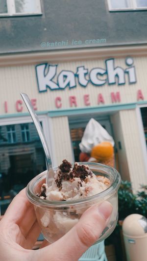 so many DELICIOUS vegan options. I loved it and will definitelyvisit again. at Katchi Ice Cream - Savignyplatz in Berlin