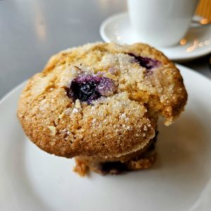 Blueberry muffin at Emilie and the Cool Kids in Reykjavik