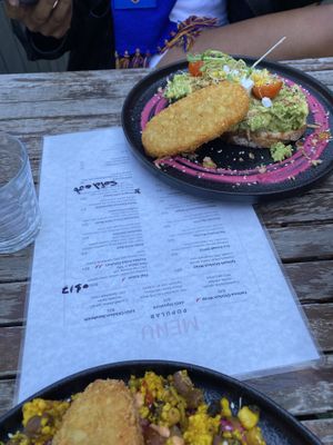 Avo on toast with hash brown   at Argi in Kensington