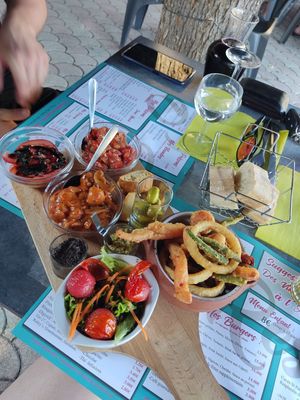 Lovely entree plate they made completely vegan! at O'Resto in Quinson