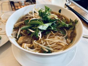 Saigon Suppe mit Thai Basilikum und Koriander at Saigon in Mannheim