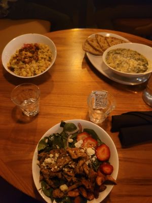 Summertime salad, mac and chorizo, and spinach and artichoke dip at Life on Mars in Seattle