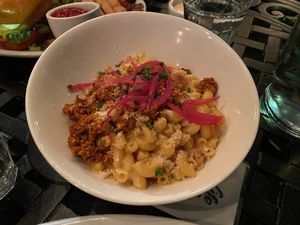 Mac N Cheese at Life on Mars in Seattle