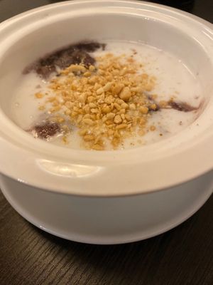 taro dessert at Tiger Club Vegan Sushi in Berlin