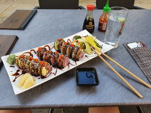 3 half dragon rolls. It is very good and pretty much for one person at Tiger Club Vegan Sushi in Berlin