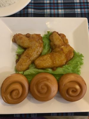 Chicken wings at Sen Vegan House in Ho Chi Minh City