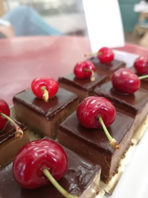 Cater options at Rawcakes Thalia  in Sofia