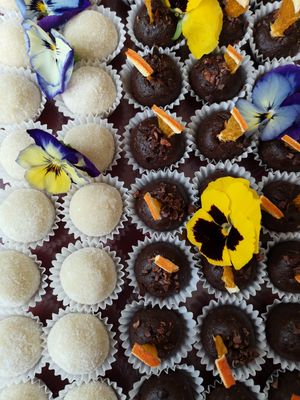 Raw vegan candy bars at Rawcakes Thalia  in Sofia