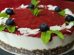 Strawberry Cheesecake all Vegan at Rawcakes Thalia  in Sofia