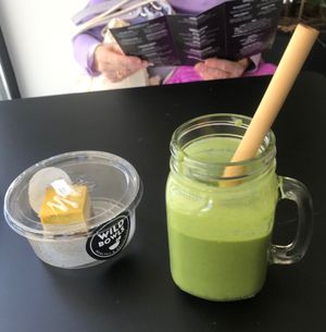Raw lemon cheesecake (vegan) and Green Gorilla smoothie at Wild Bowls in Zurich
