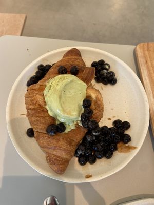 Matcha ice-cream croissant: very tasty with crispy and nicely layered croissant at Tea Stories in Eindhoven