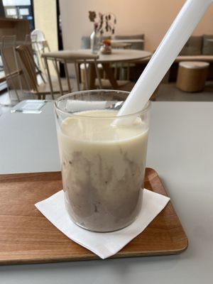 Taro milk (nice, with real taro!) at Tea Stories in Eindhoven