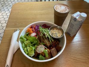 First Canadian Place (Salad) at Kupfert & Kim - Yorkville in Toronto