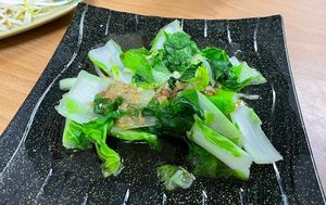 green veggies at Hǎo KǒuWèi SùShí in Taichung