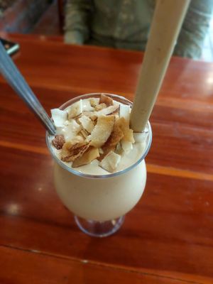 Peanutbutter banana smoothie at Banh Mi Ha Noi in Tam Coc