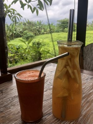 Carrot juice and lemonade  at Eat.Co in Ubud