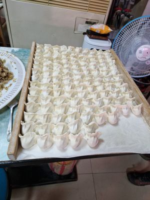Freshly hand made dumplings. at Lái Xīn SùShí 來欣素食手工水餃 in Taipei