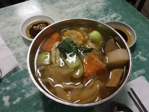 Noodles soup at Lái Xīn SùShí 來欣素食手工水餃 in Taipei