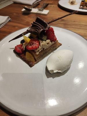 Pastel de cumpleaños (fuera de carta) at Xavier Pellicer in Barcelona