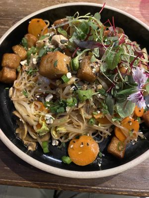 Pad Thai  at Don Vegan in Quebec