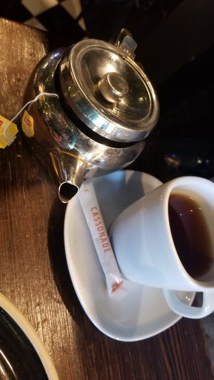 Tea at brunch at Don Vegan in Quebec