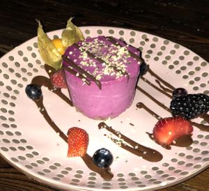 Gâteau Don  at Don Vegan in Quebec