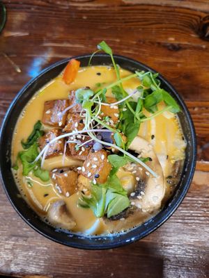 Soupe thaï at Don Vegan in Quebec