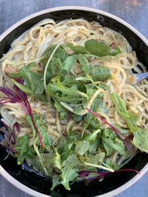 Pâtes cardonara at Don Vegan in Quebec