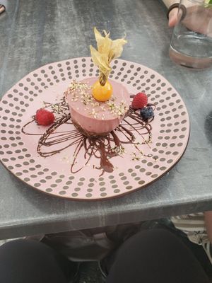 Cheesecake at Don Vegan in Quebec