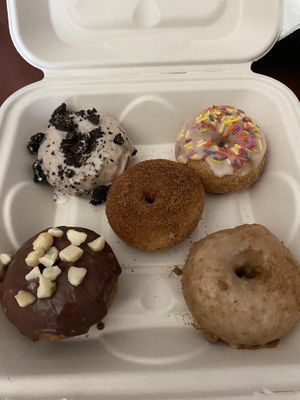 Bakers choice gluten free donuts   at Maui Ono Donuts in Kihei