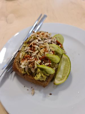 Avocado on super dry bread at Erti Kava in Tbilisi