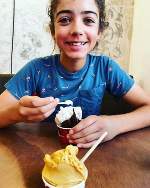 Chocolate and banana //// salted caramel   at Creme de la Creme - Zmrzlinový Salon  in Prague