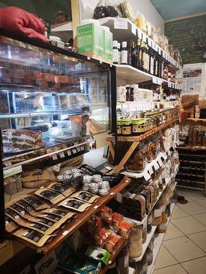 Veganer Supermarkt 🤩 at Pernera in Patmos