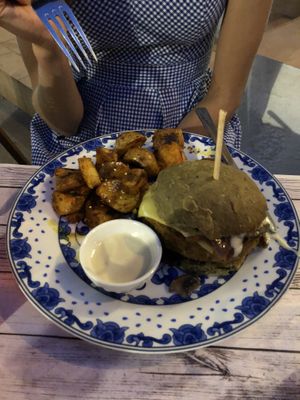 Burger at Pernera in Patmos