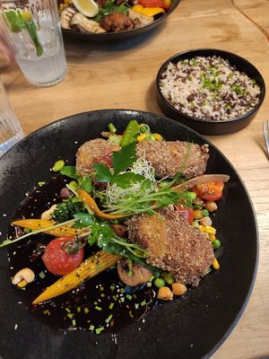 Tapeh at Vevay Kitchen in Frankfurt