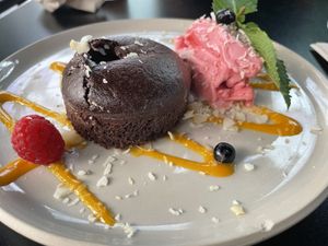 Molten chocolate cake at Vevay Kitchen in Frankfurt