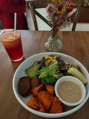Protein bowl and energy juice. at Vevay Kitchen in Frankfurt