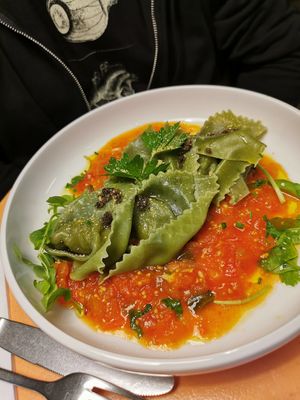 Spirulina ravioli at Vevay Kitchen in Frankfurt