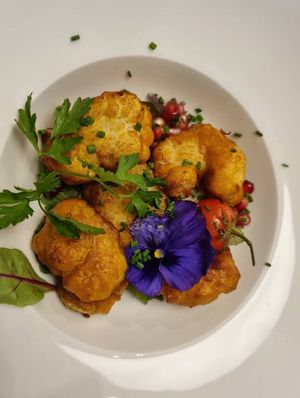 Roasted cauliflower at Vevay Kitchen in Frankfurt