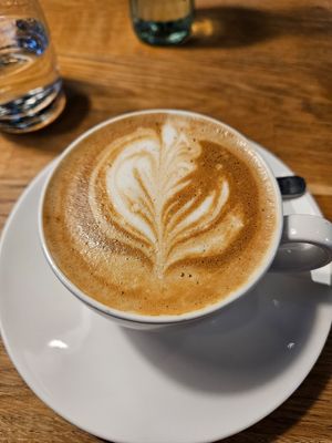 Hafer Cappuccino at Vevay Kitchen in Frankfurt