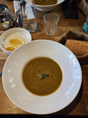 Veggie Lentil Soup #Veganuary at Vevay Kitchen in Frankfurt