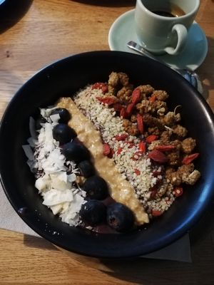 Acai Bowl Vegan at Vevay Kitchen in Frankfurt