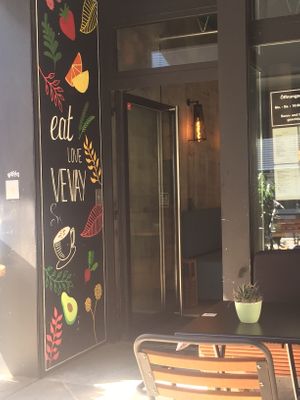 Outside  at Vevay Kitchen in Frankfurt