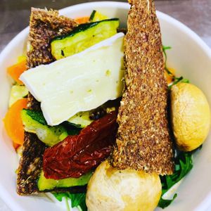 Bread with seeds and vegetables (homemade!) with grilled zucchini, dried tomatoes, Brie-cheese, mushrooms and mixed vegetables. Healthy and delicious at Nectare 2 in Bologna