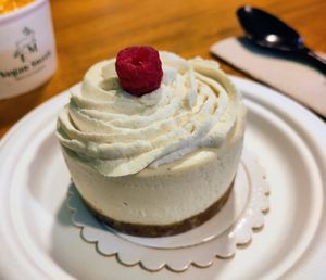 Cheesecake at Em Vegan Sweets in Lima
