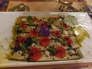 Appetizer : zucchini, very tasty and fresh at Pandora Greenbox in Split