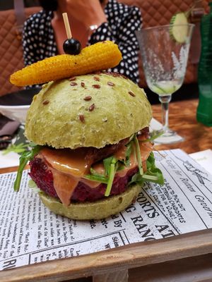 Vegan Burger at Pandora Greenbox in Split